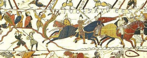 Fig. 2 : Broderie de Bayeux, vers 1066-1082. Détail montrant une variété des équipements défensifs au XIe siècle © http://www.bayeux-tapestry.org.uk/