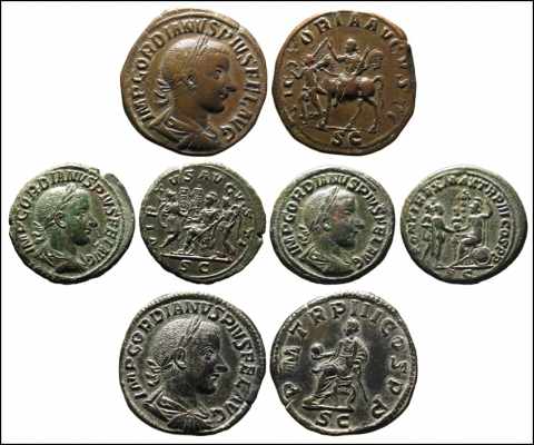 Fig. 6 : Iconographie de l’adventus sur les bronzes de Gordien III.