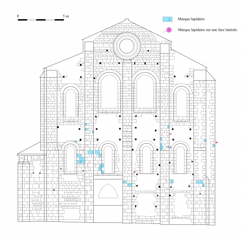 Fig. 2 – Sainte-Foy de Conques, relevé des marques lapidaires hors des zones de couvrement, façade nord du transept